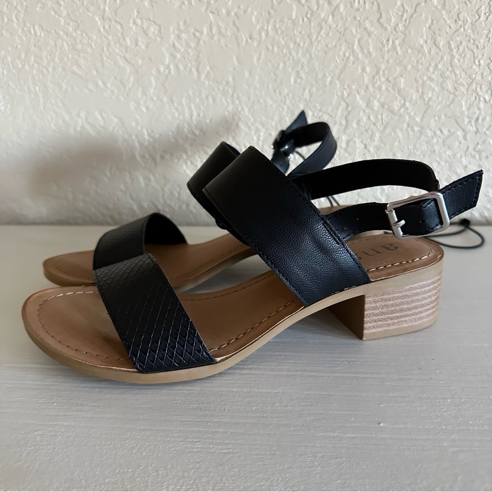 Heeled sandals